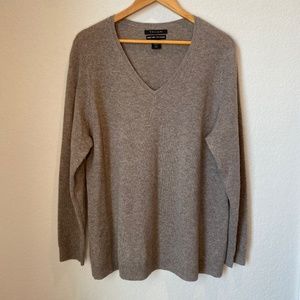 Tahari Pure Luxe Brown 100% Cashmere V-neck Sweater - Size 2X - EUC